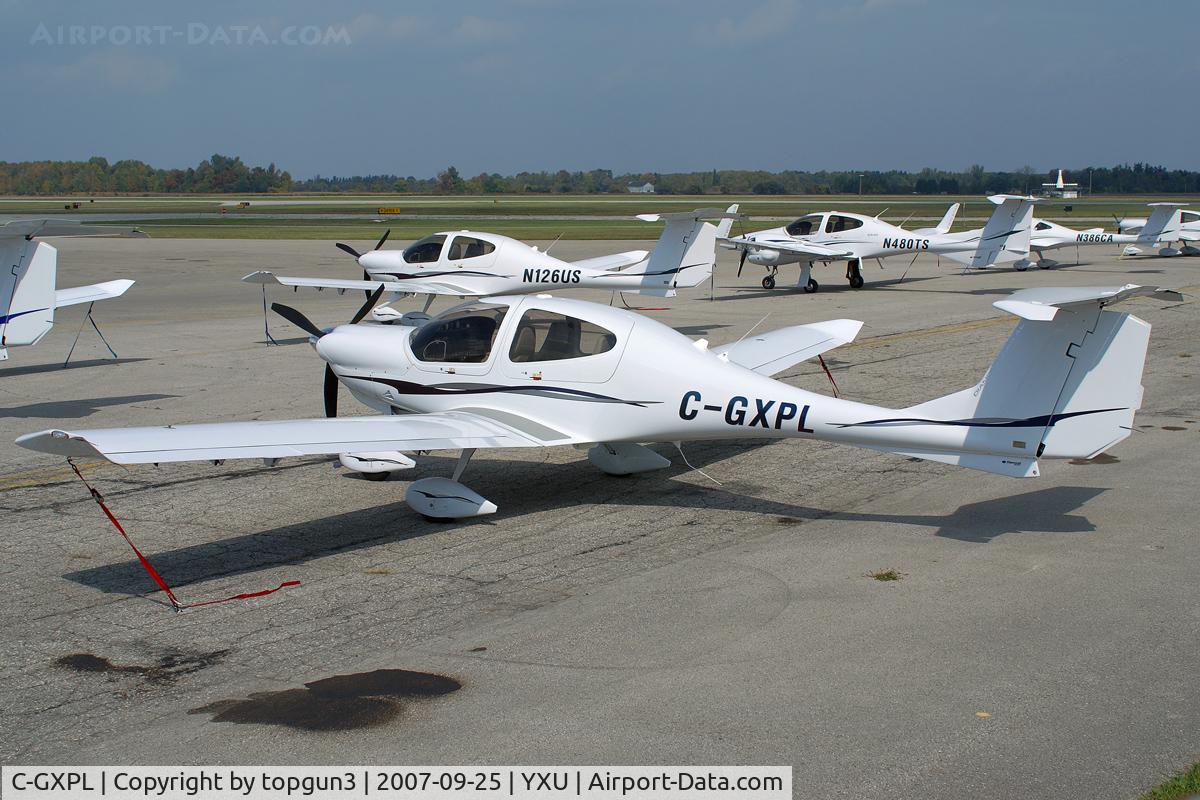 C-GXPL, 2007 Diamond DA-40 Diamond Star C/N 40.832, Parked by Diamond Flight Centre.