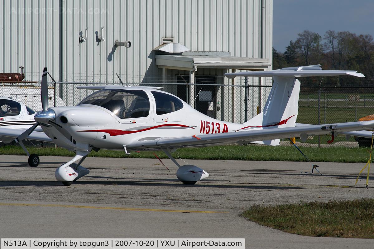 N513A, 2007 Diamond DA-40 Diamond Star C/N 40.844, Parked by Diamond Flight Centre.