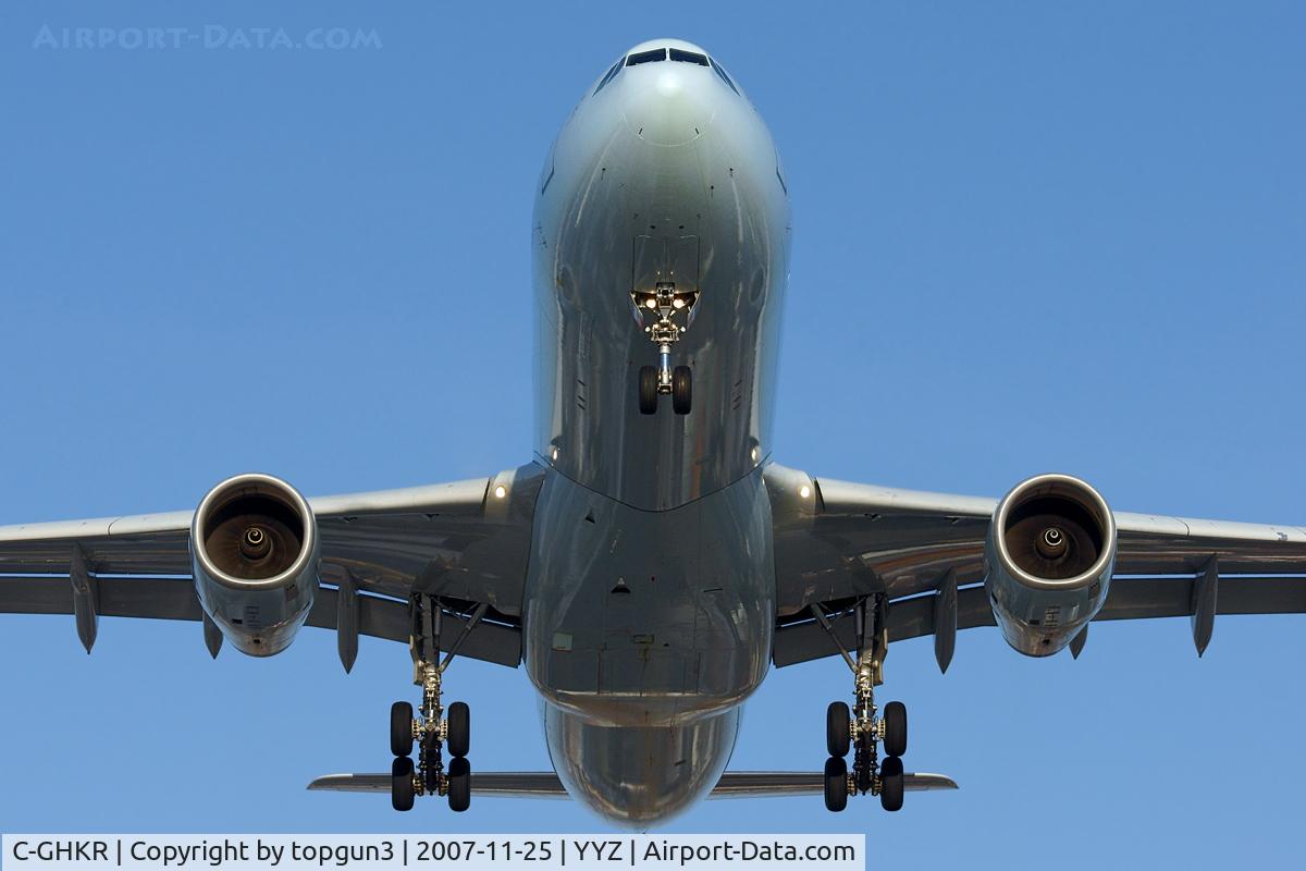 C-GHKR, 2001 Airbus A330-343 C/N 0400, Short final for RWY23.