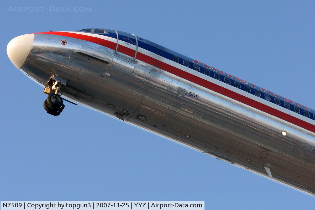 N7509, 1989 McDonnell Douglas MD-82 (DC-9-82) C/N 49803, Short final for RWY23.