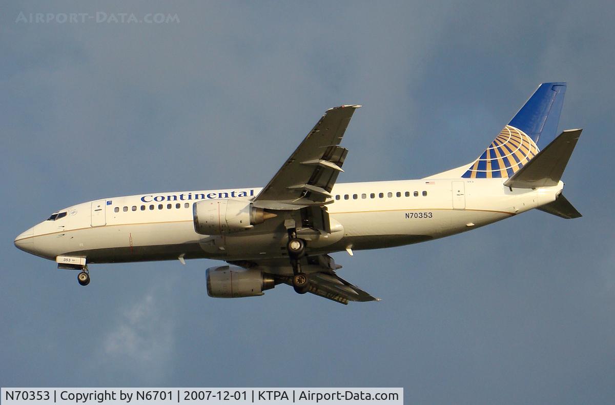 N70353, 1987 Boeing 737-3TO C/N 23591, 36L