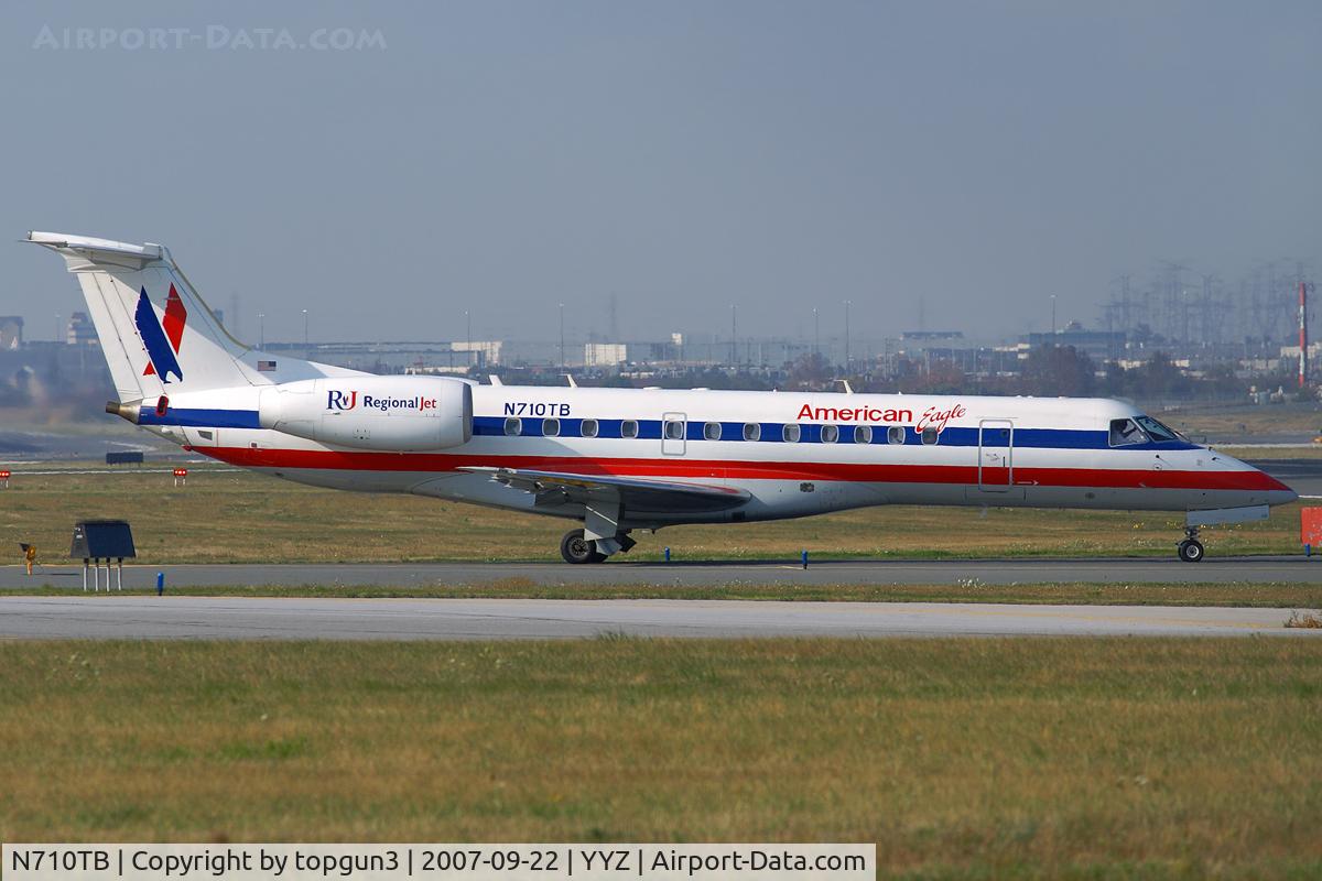 N710TB, 2000 Embraer ERJ-135LR (EMB-135LR) C/N 145224, Taxiing for departure via RWY23.