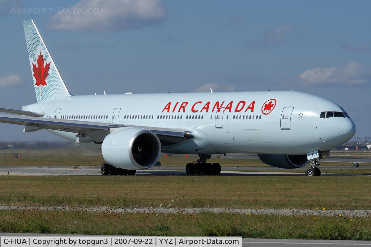 C-FIUA, 2007 Boeing 777-233/LR C/N 35239, Taxiing for departure via RWY23.