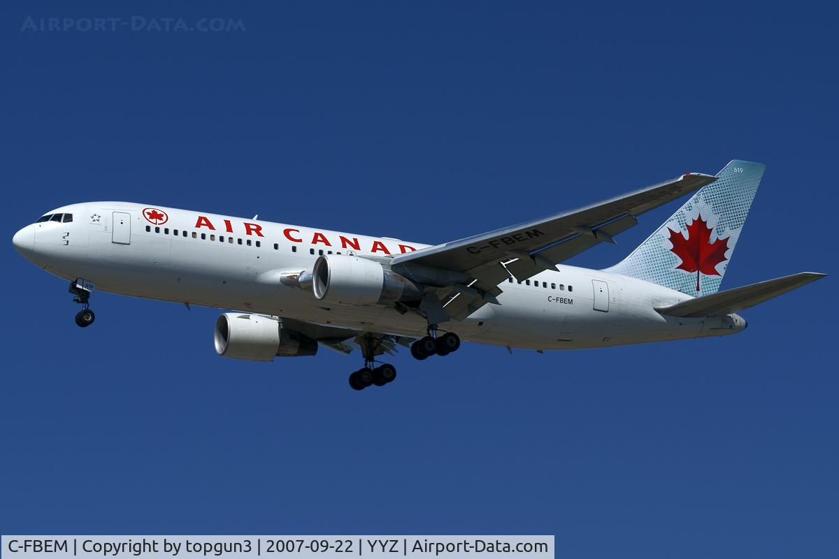 C-FBEM, 1989 Boeing 767-233 C/N 24325, Short final for RWY24R.