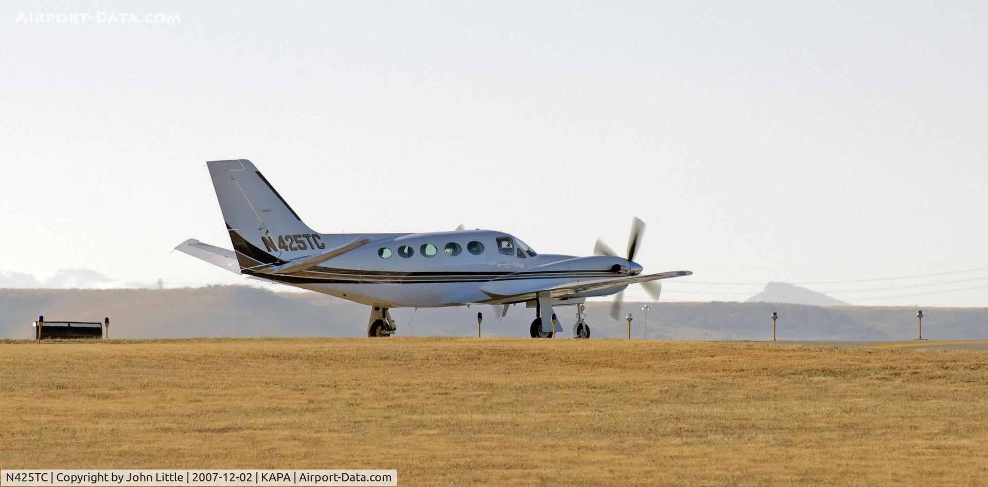 N425TC, 1981 Cessna 425 Corsair C/N 425-0014, Taxi into position 17L