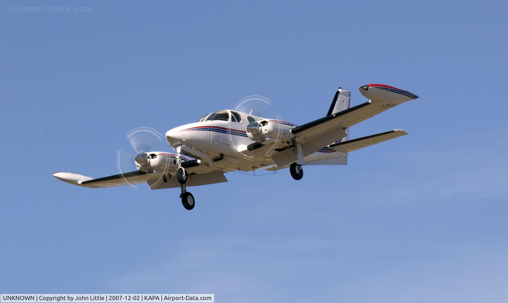 UNKNOWN, , Approach to 17L