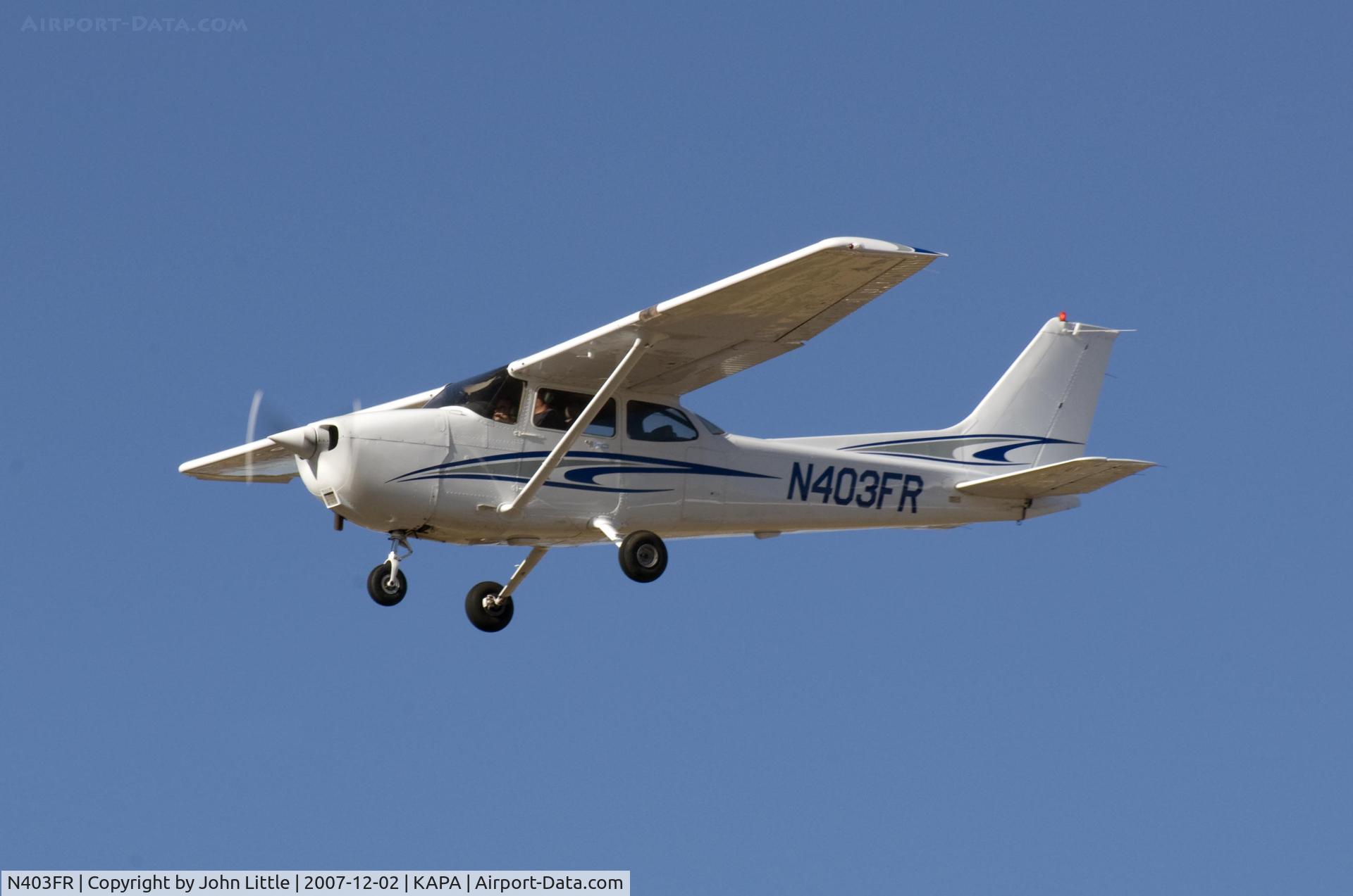 N403FR, Cessna 172R C/N 17280245, Approach to 17L for Touch and Go