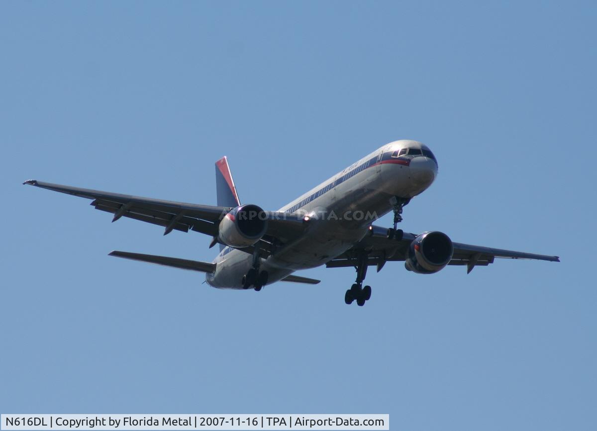 N616DL, 1986 Boeing 757-232 C/N 22823, Delta