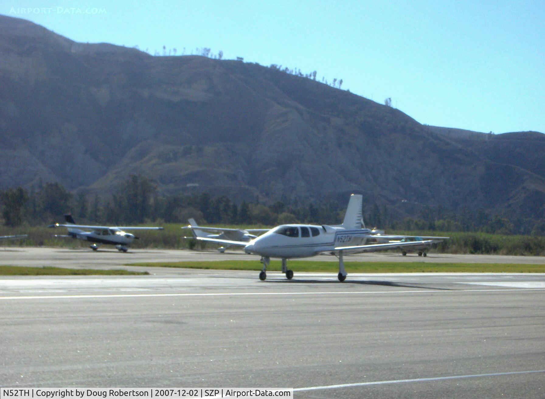 N52TH, 1999 Cirrus VK-30 C/N 143, 1999 Hastings Cirrus Design VK-30, Continental IO-550 pusher tri-blade prop, landing roll Rwy 04. Cirrus Design sold 34 VK-30 kits. N52TH was the first completed over nine year build time.