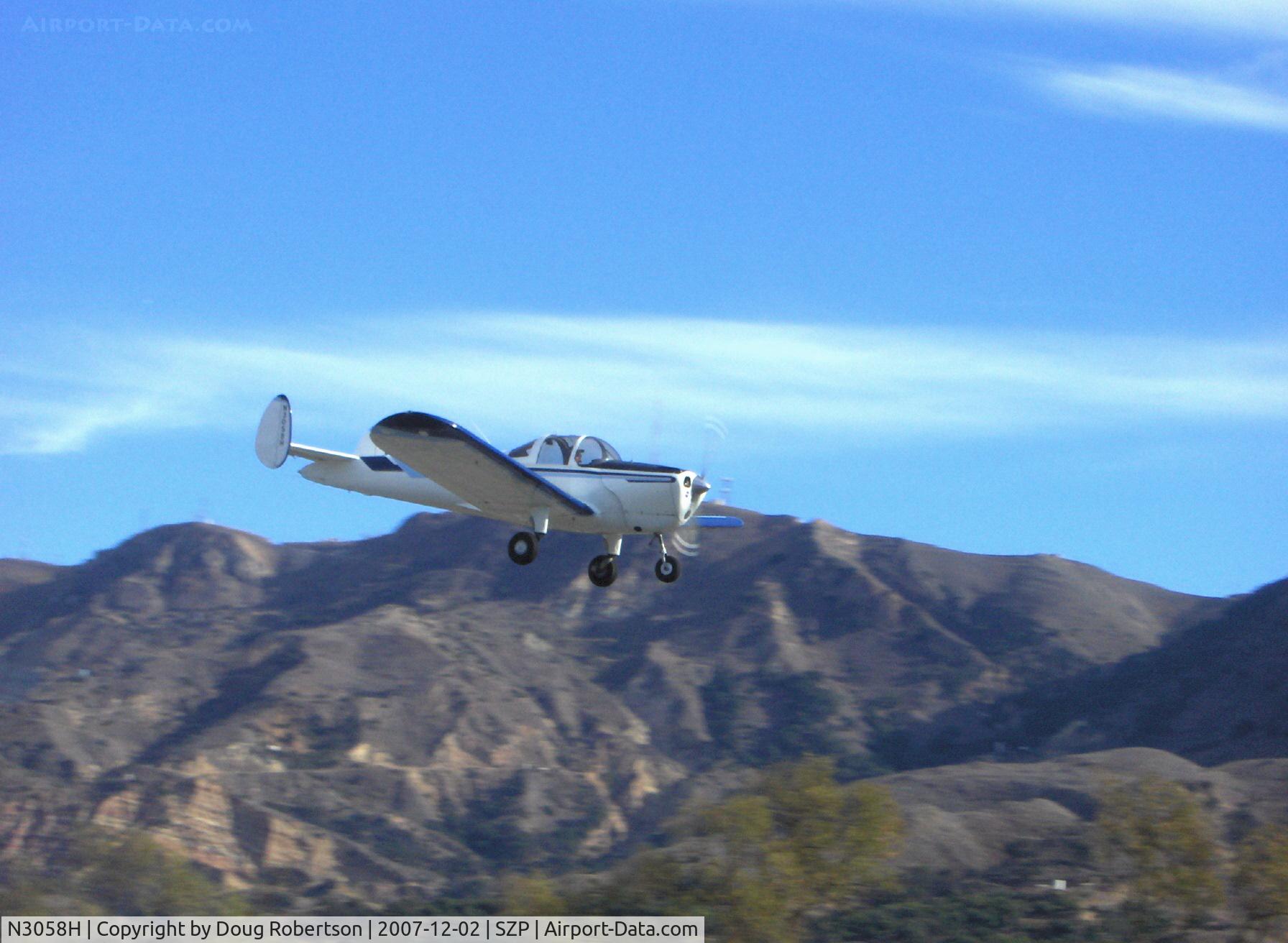 N3058H, 1946 Erco 415C Ercoupe C/N 3683, 1946 ERCO ERCOUPE 415-C, Continental C85 85 Hp upgrade, landing Rwy 22