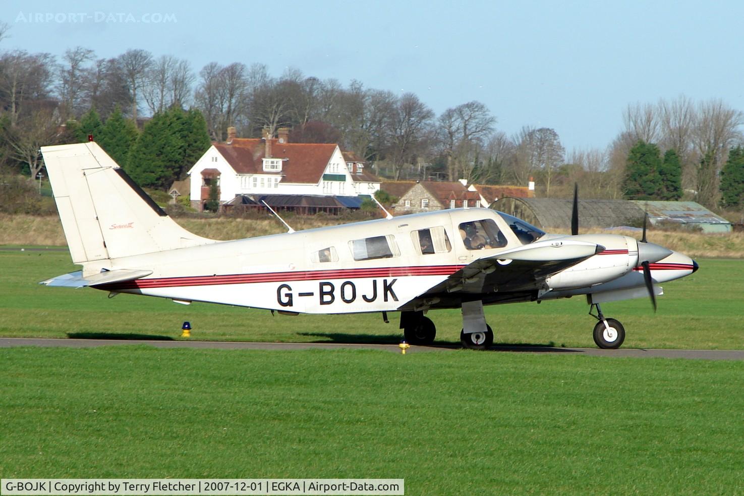 G-BOJK, 1986 Piper PA-34-220T Seneca III C/N 34-33020, Piper Pa-34-220T at Shoreham Airport