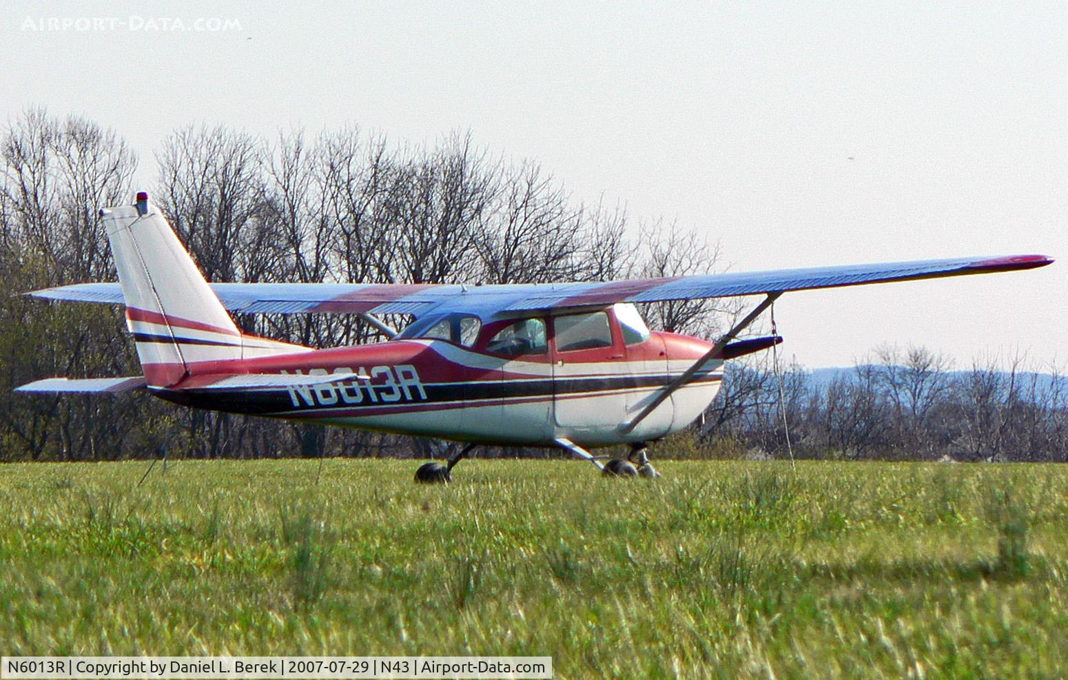 N6013R, 1965 Cessna 172G C/N 17253682, This nicely kept 1965 Skyhawk calls Easton its home.
