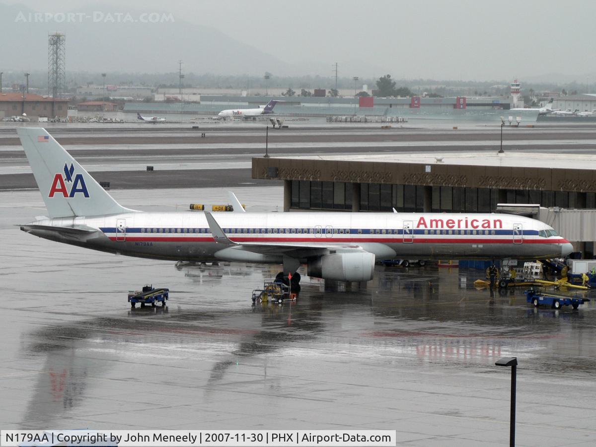 N179AA, 2002 Boeing 757-223 C/N 32397, A very rainy day in normally sunny Phoenix.
