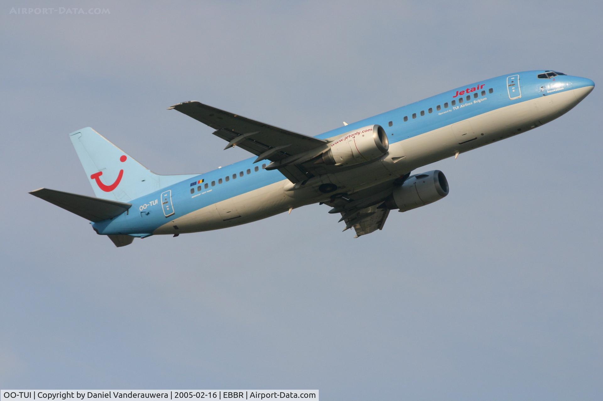 OO-TUI, 1989 Boeing 737-4K5 C/N 24125, flight TUB3521 is taking off from rwy 07R