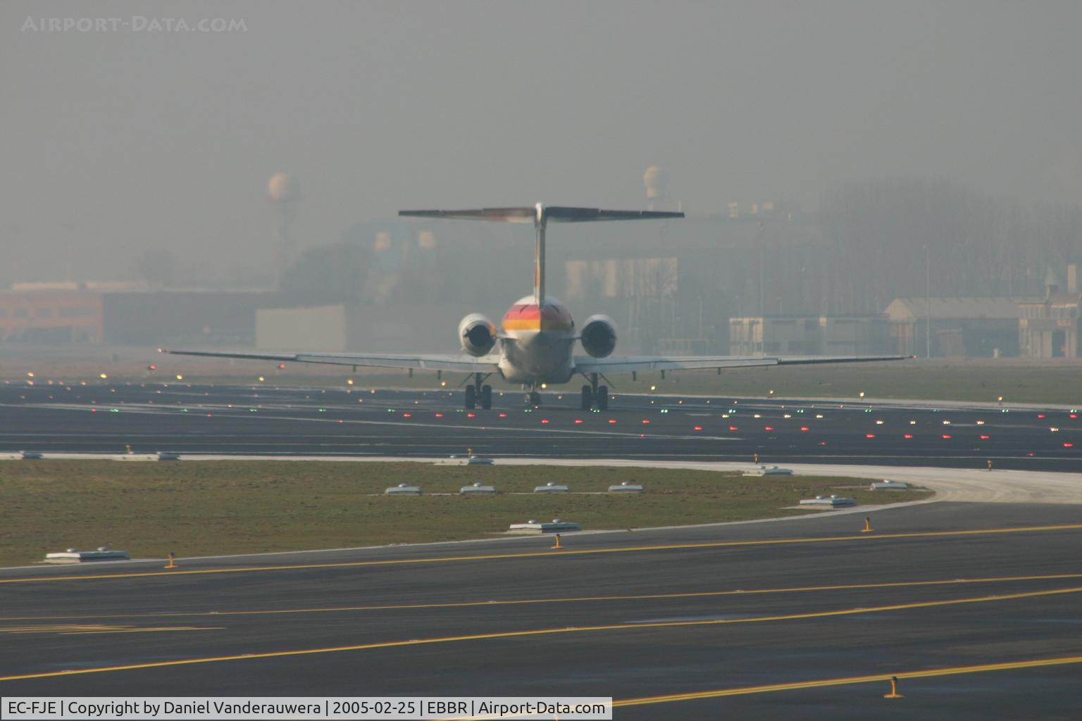 EC-FJE, 1991 McDonnell Douglas MD-88 C/N 53197, manoeuvring to align on rwy 25R to take off