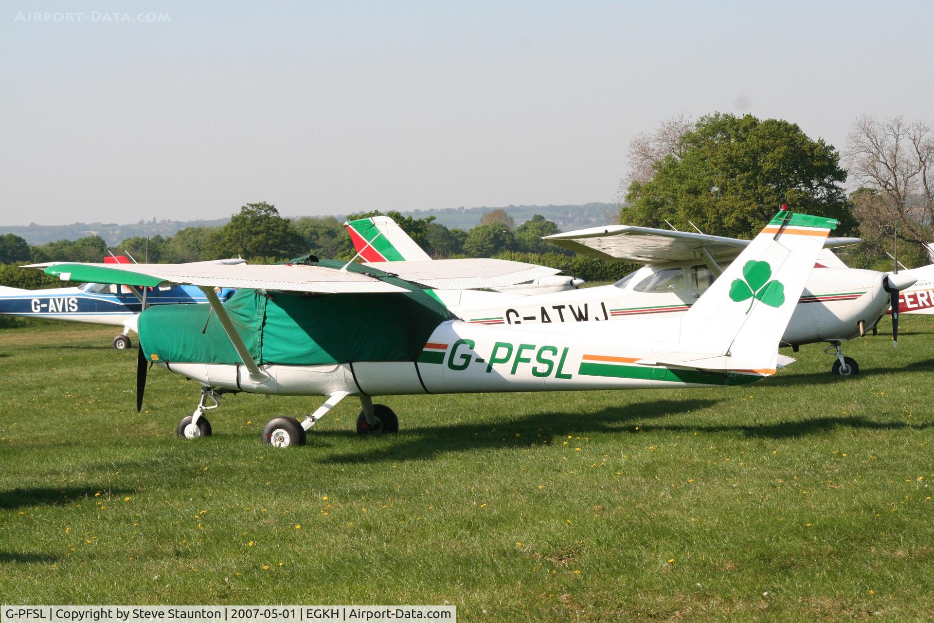 G-PFSL, 1980 Reims F152 C/N 1746, Taken at Headcorn May 2007