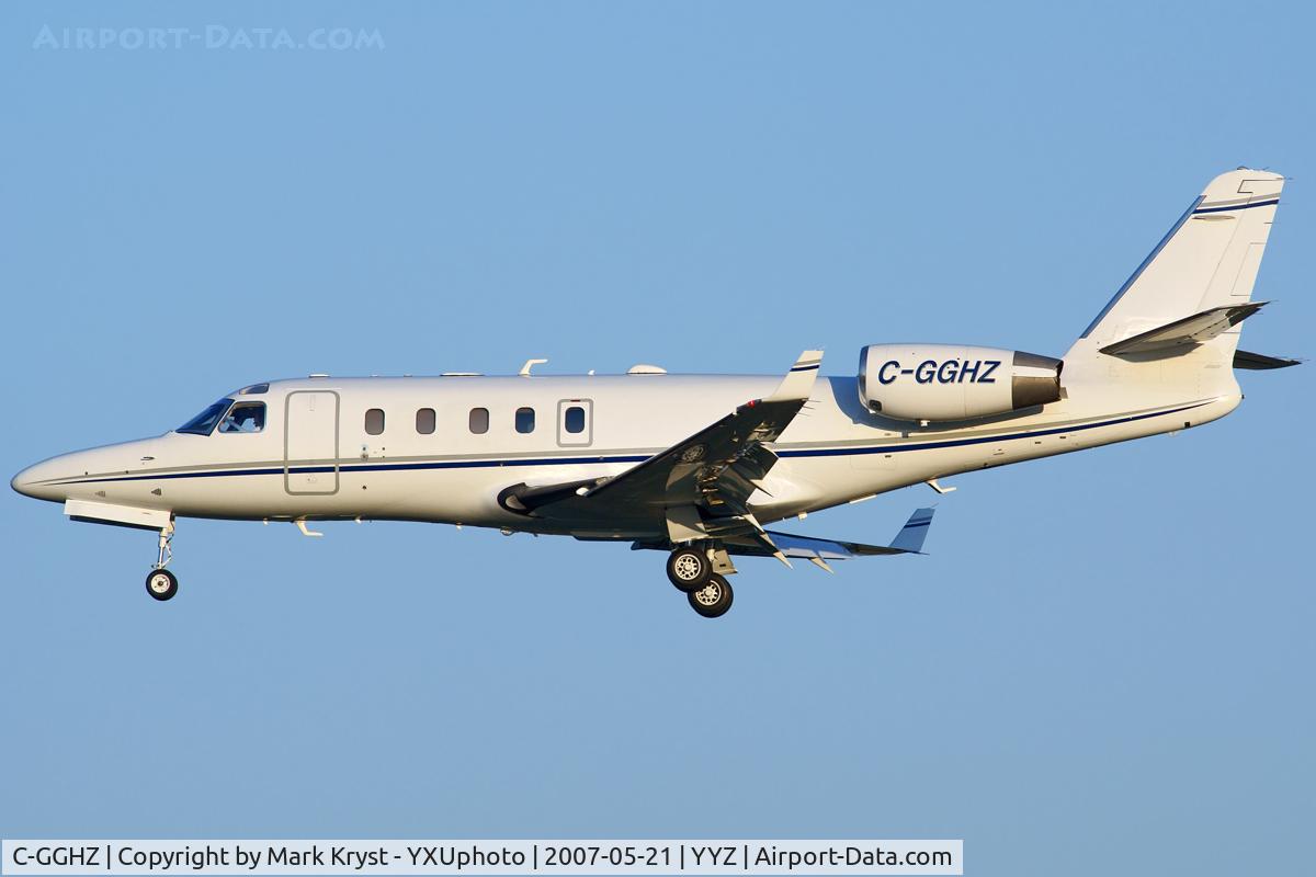 C-GGHZ, 1999 Israel Aircraft Industries IAI-1125 Astra SPX C/N 117, Short final for RWY05.