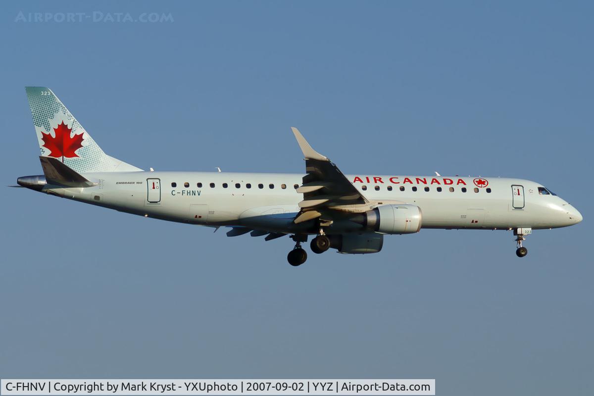 C-FHNV, 2007 Embraer 190AR (ERJ-190-100IGW) C/N 19000075, Short final for RWY23.