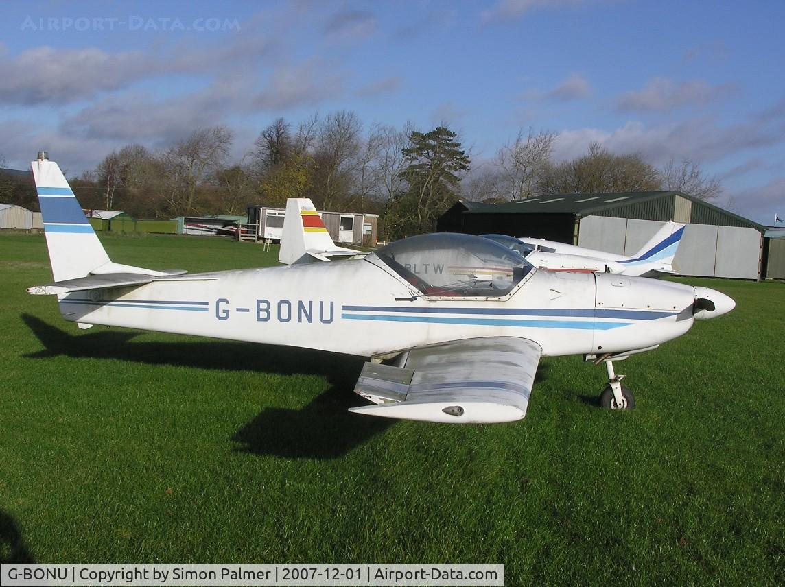 G-BONU, 1986 Slingsby T-67B Firefly C/N 2037, Slingsby T67B stored at Hinton-in-the-Hedges
