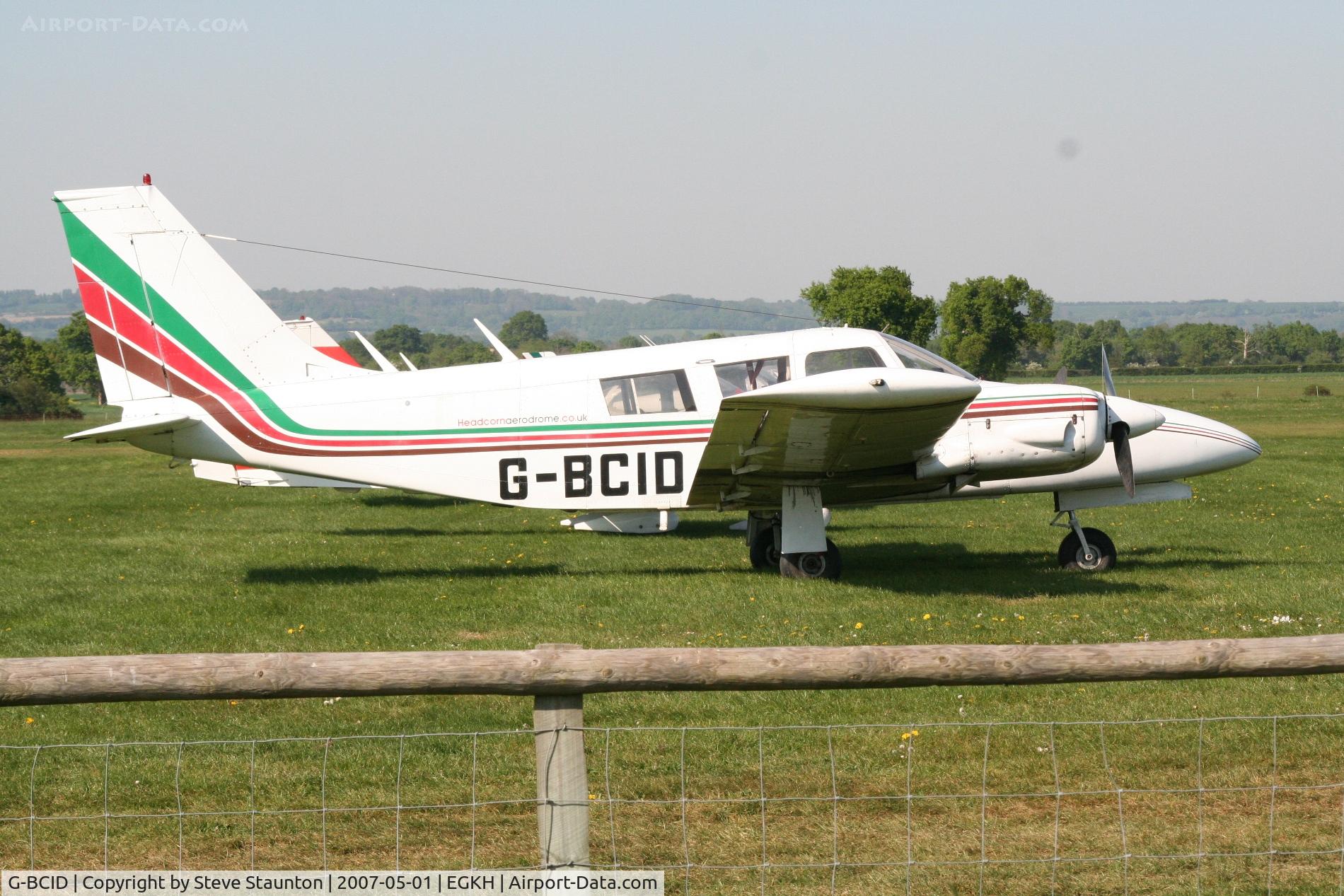 G-BCID, 1972 Piper PA-34-200 Seneca C/N 34-7250303, Taken at Headcorn May 2007