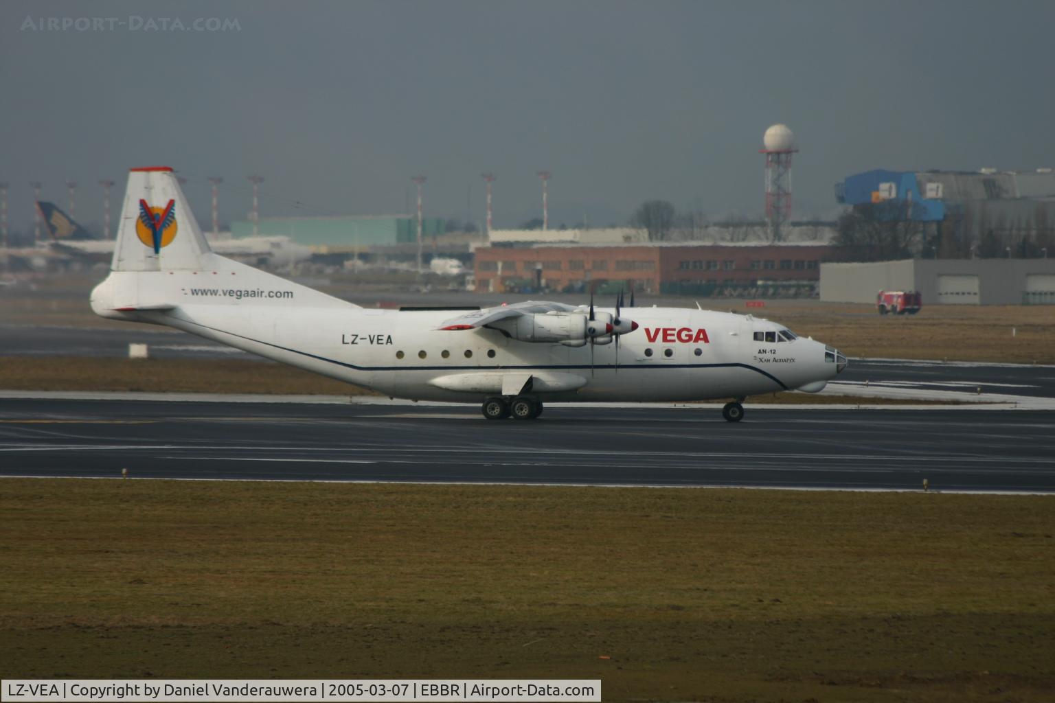 LZ-VEA, 1961 Antonov An-12BP C/N 1340106, taxiing to take off on rwy 25R