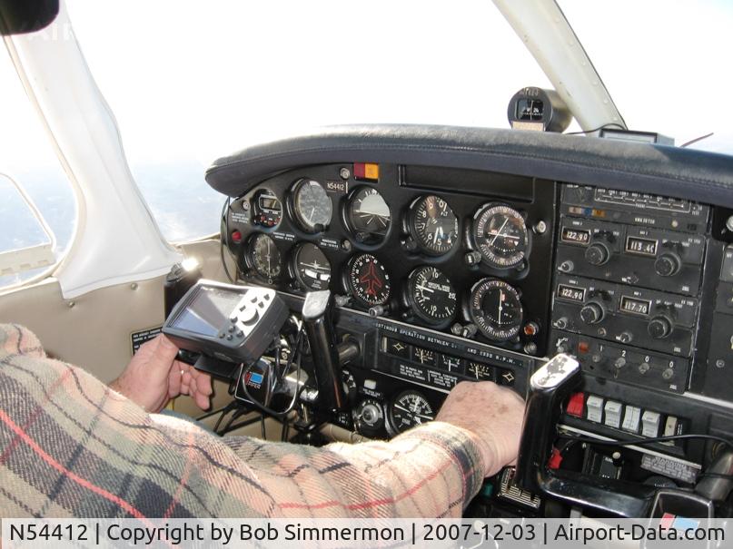 N54412, 1973 Piper PA-28R-200 C/N 28R-7435098, Don at the controls somewhere over Missouri