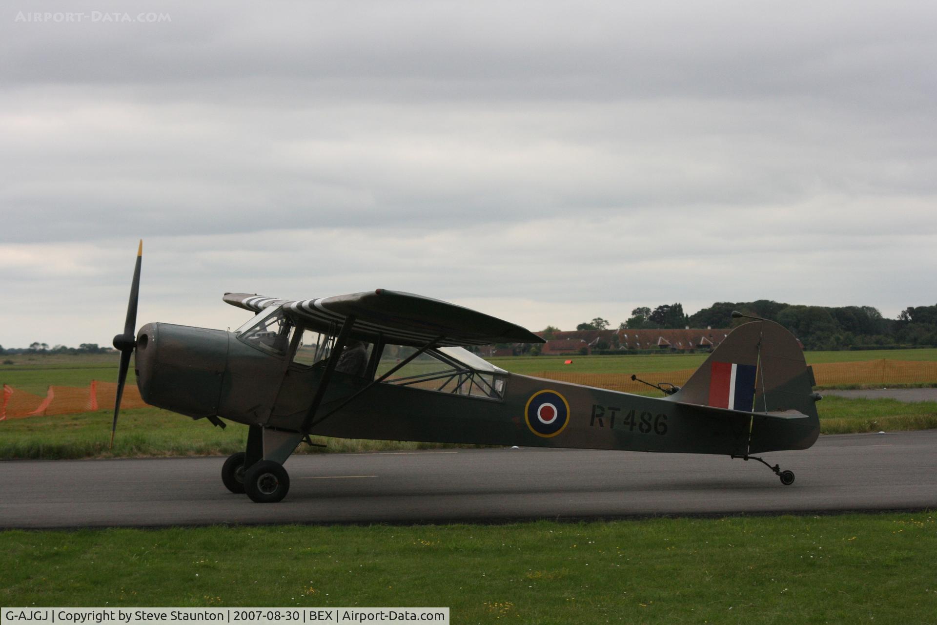 G-AJGJ, 1944 Taylorcraft J Auster 5 C/N 1147, RAF Benson Families Day, RAF Benson, Oxfordshire, England - August 2007