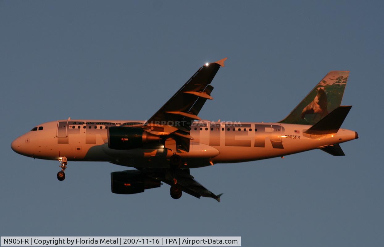 N905FR, 2001 Airbus A319-111 C/N 1583, Sherman the Seal