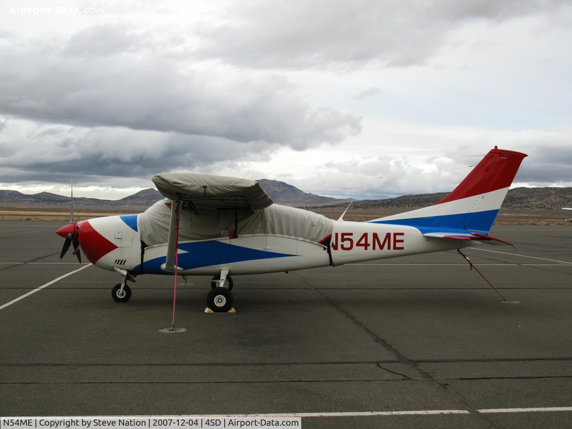 N54ME, 2006 Cessna P206E Super Skylane C/N P20600641, Cessna P206E @ Reno-Stead with 