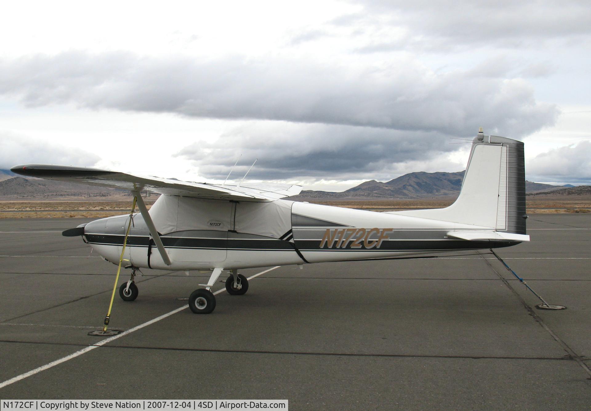N172CF, 1958 Cessna 172 C/N 46247, 1958 straight-tail Cessna 172 @ Reno-Stead