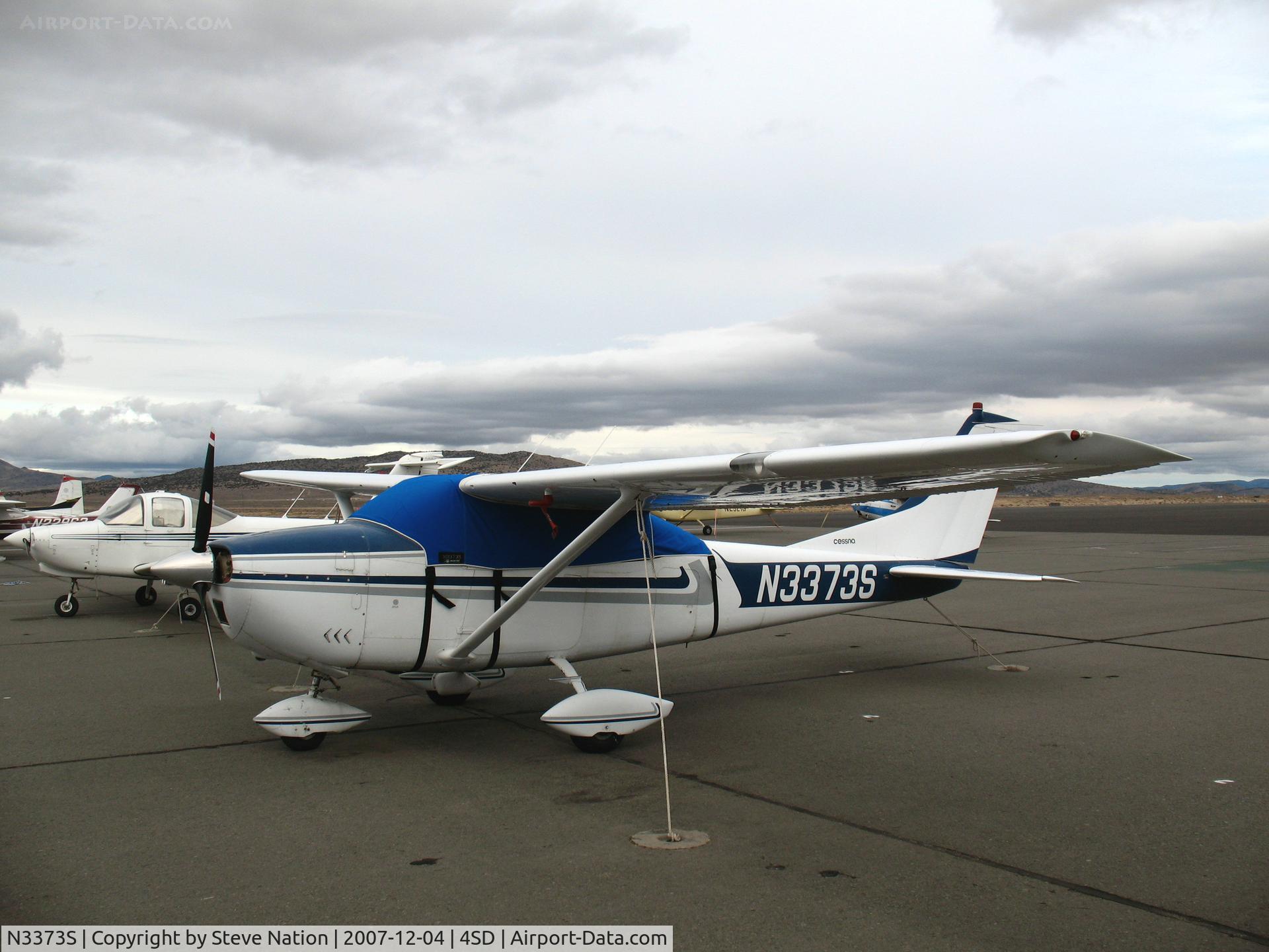 N3373S, 1964 Cessna 182G Skylane C/N 18255390, 1964 Cessna 182G with cover @ Reno-Stead