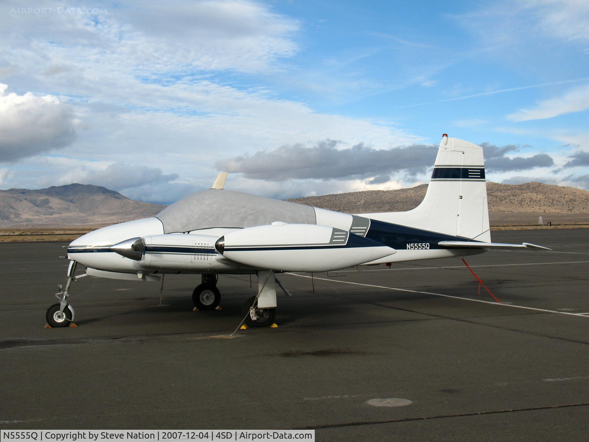 N5555Q, 1959 Cessna 310C C/N 35994, Sharp looking Crossbow Aviation 1959 Cessna 310C with cover @ Reno-Stead