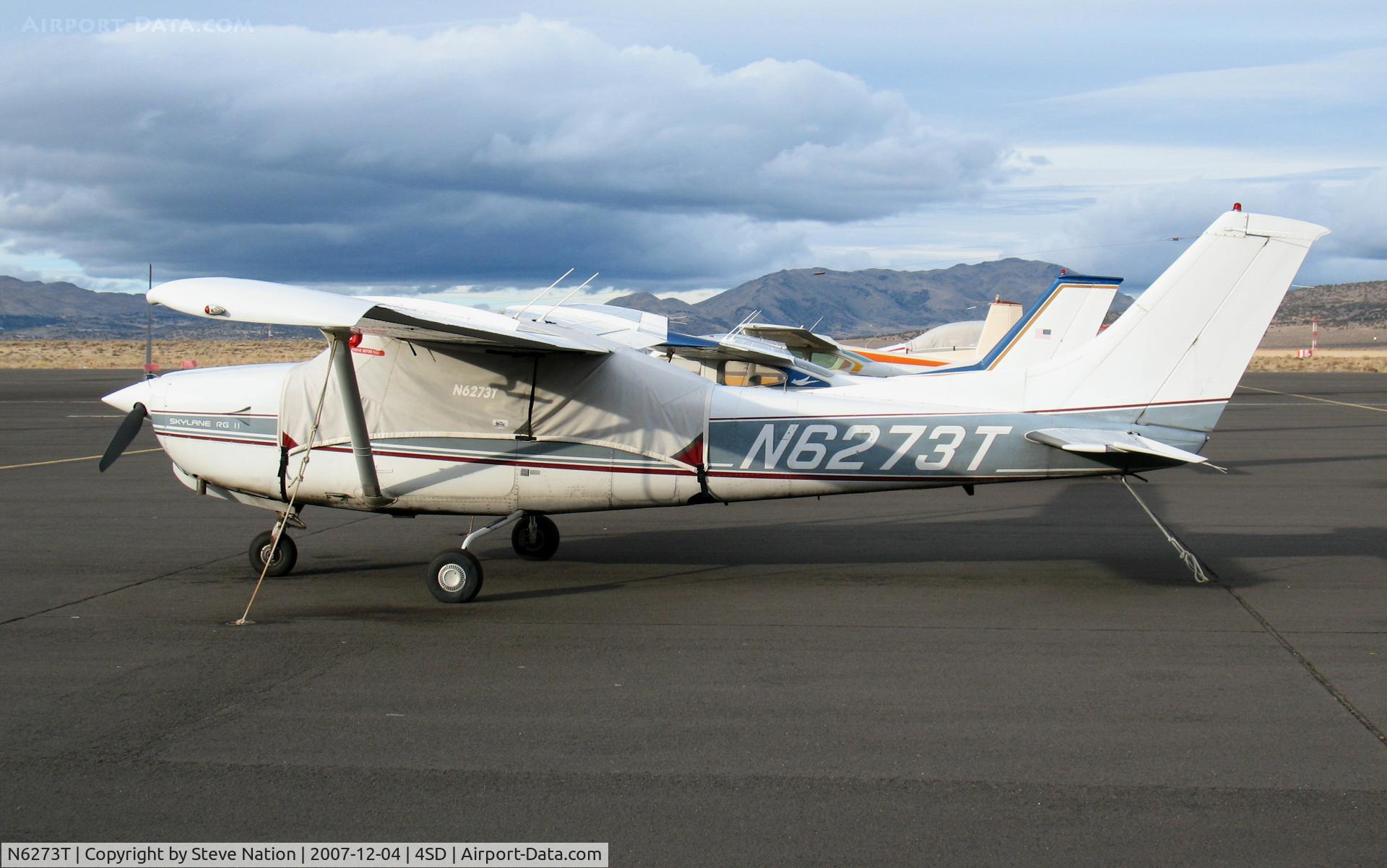 N6273T, 1983 Cessna TR182 Turbo Skylane RG C/N R18201953, 1983 Cessna TR182 with cover @ Reno-Stead