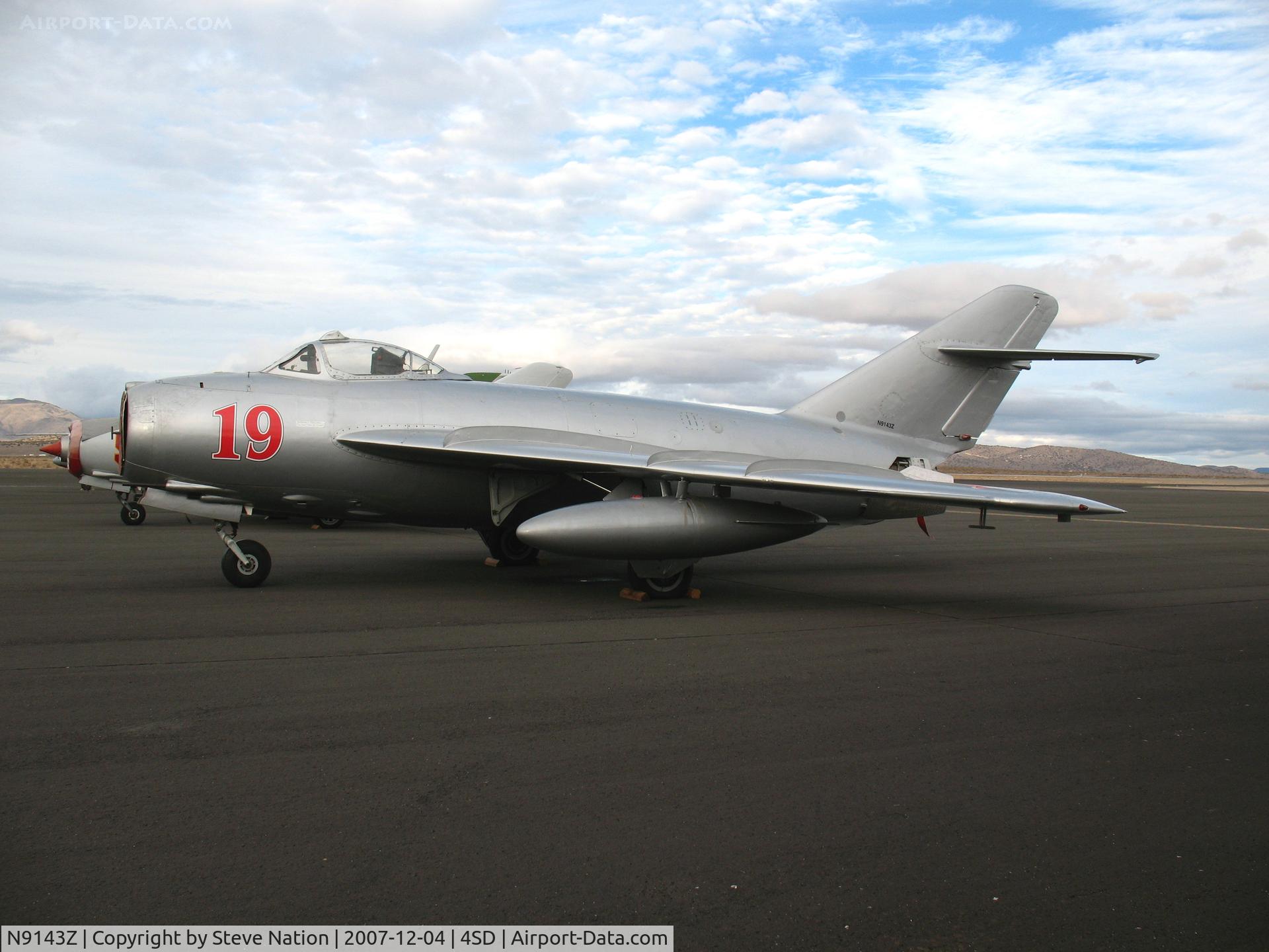 N9143Z, 1959 PZL-Mielec Lim-5 (MiG-17F) C/N 1C1707, Easy Jet 1959 LIM-5 (MIG-19) #19 @ Reno-Stead