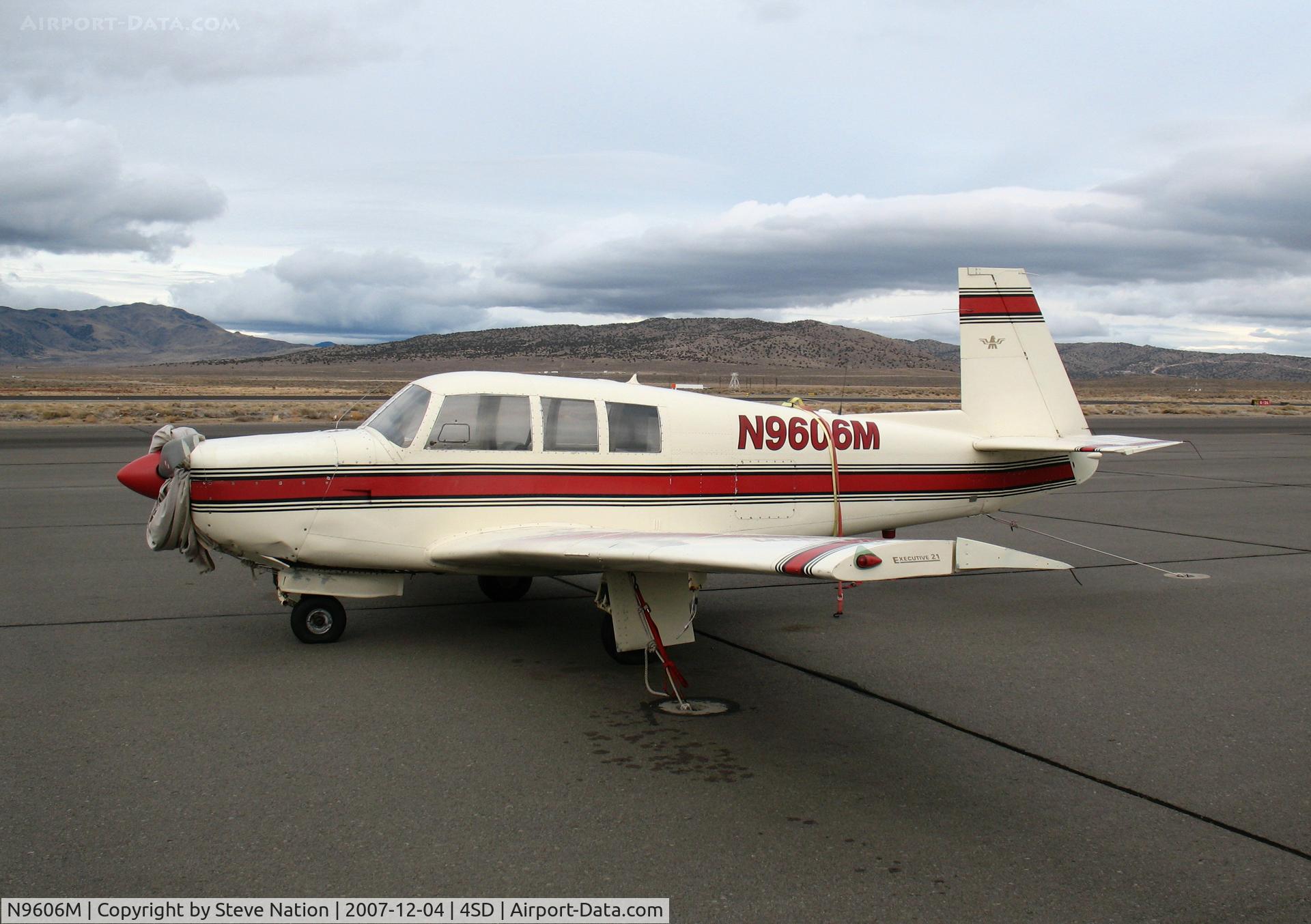 N9606M, 1966 Mooney M20F Executive C/N 670183, 1966 Mooney M20F @ Reno-Stead