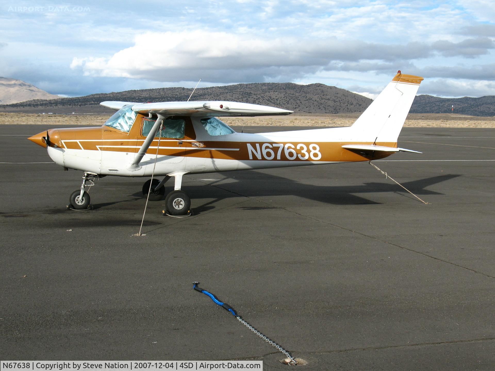 N67638, 1978 Cessna 152 C/N 15281954, 1978 Cessna 152 @ Reno-Stead