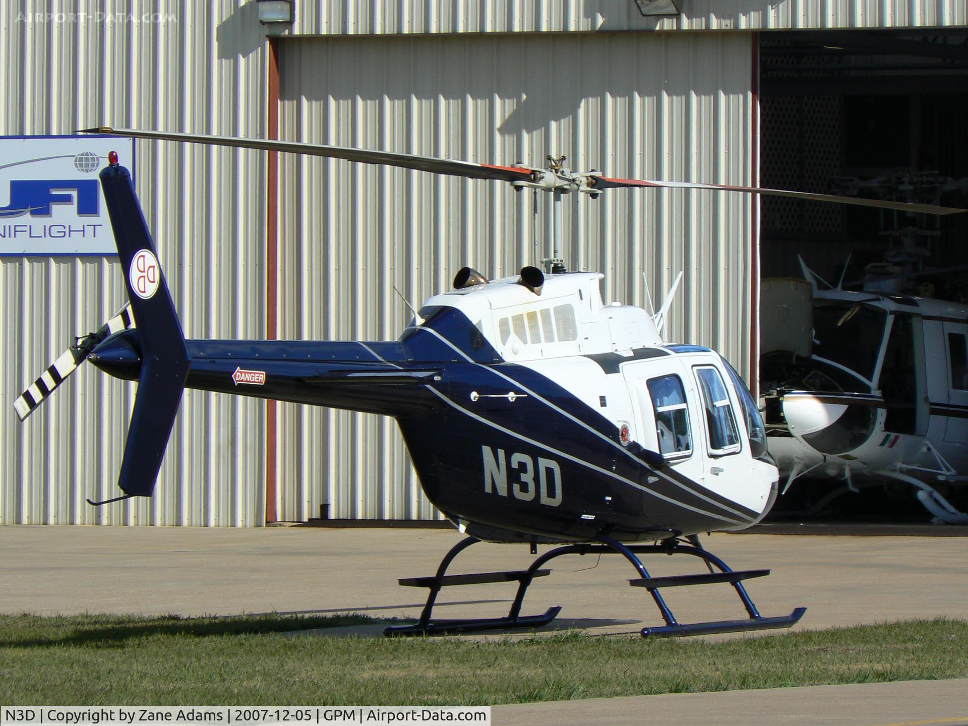 N3D, Bell 206B C/N 4620, At Grand Prairie Municipal