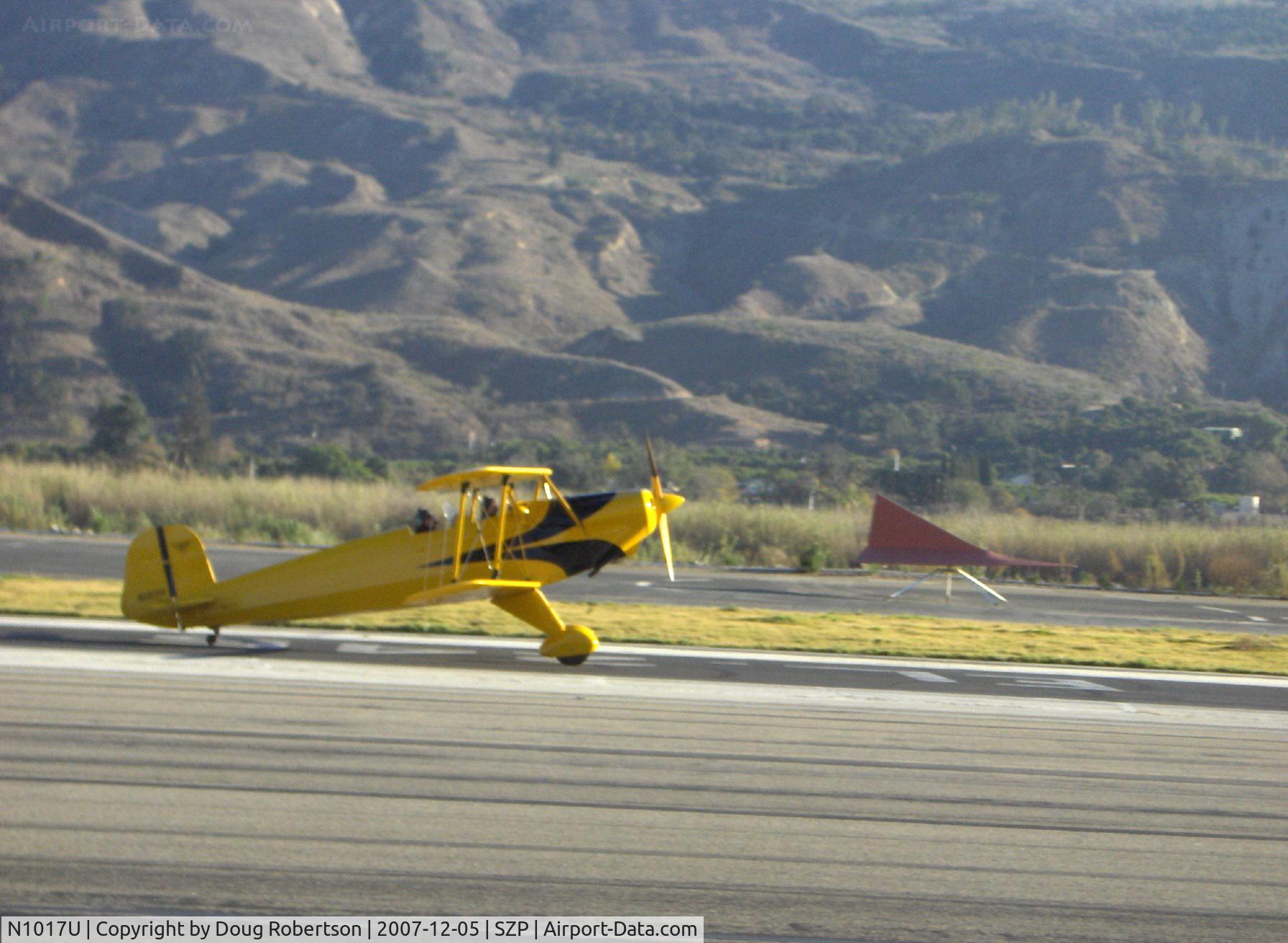 N1017U, 1939 CASA 1-131 Jungmann C/N E3B-435, 1939 Bucker Jungmann C.A.S.A. 1.131, Lycoming O-360 180 Hp upgrade, landing Rwy 22
