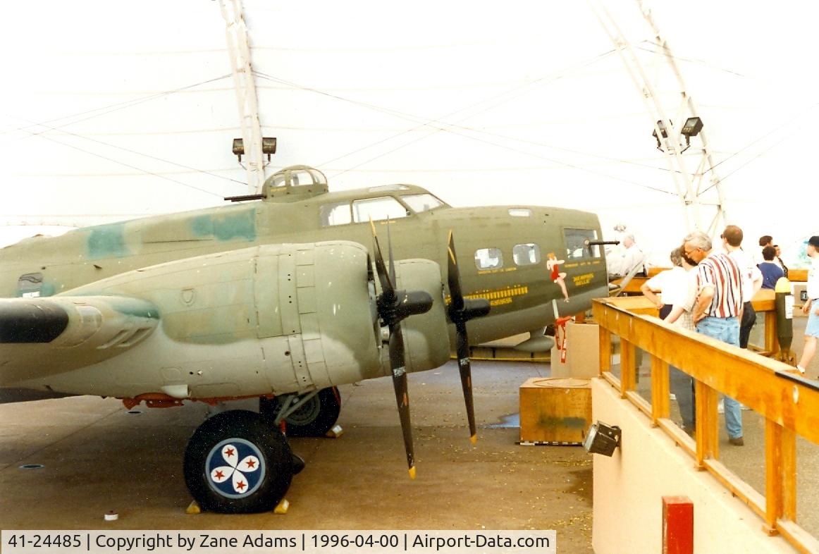 41-24485, 1941 Boeing B-17F-10-BO Flying Fortress (299P) C/N 3170, B-17F Memphis Belle at Mud Island - Memphis, TN - Currently at the USAF Museum undergoing complete restoration.