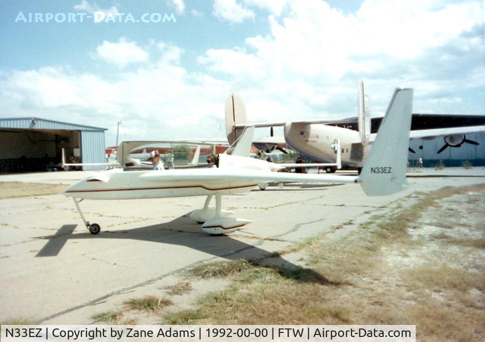 N33EZ, Rutan Long-EZ C/N 1420, Long EZ at Mecham Field