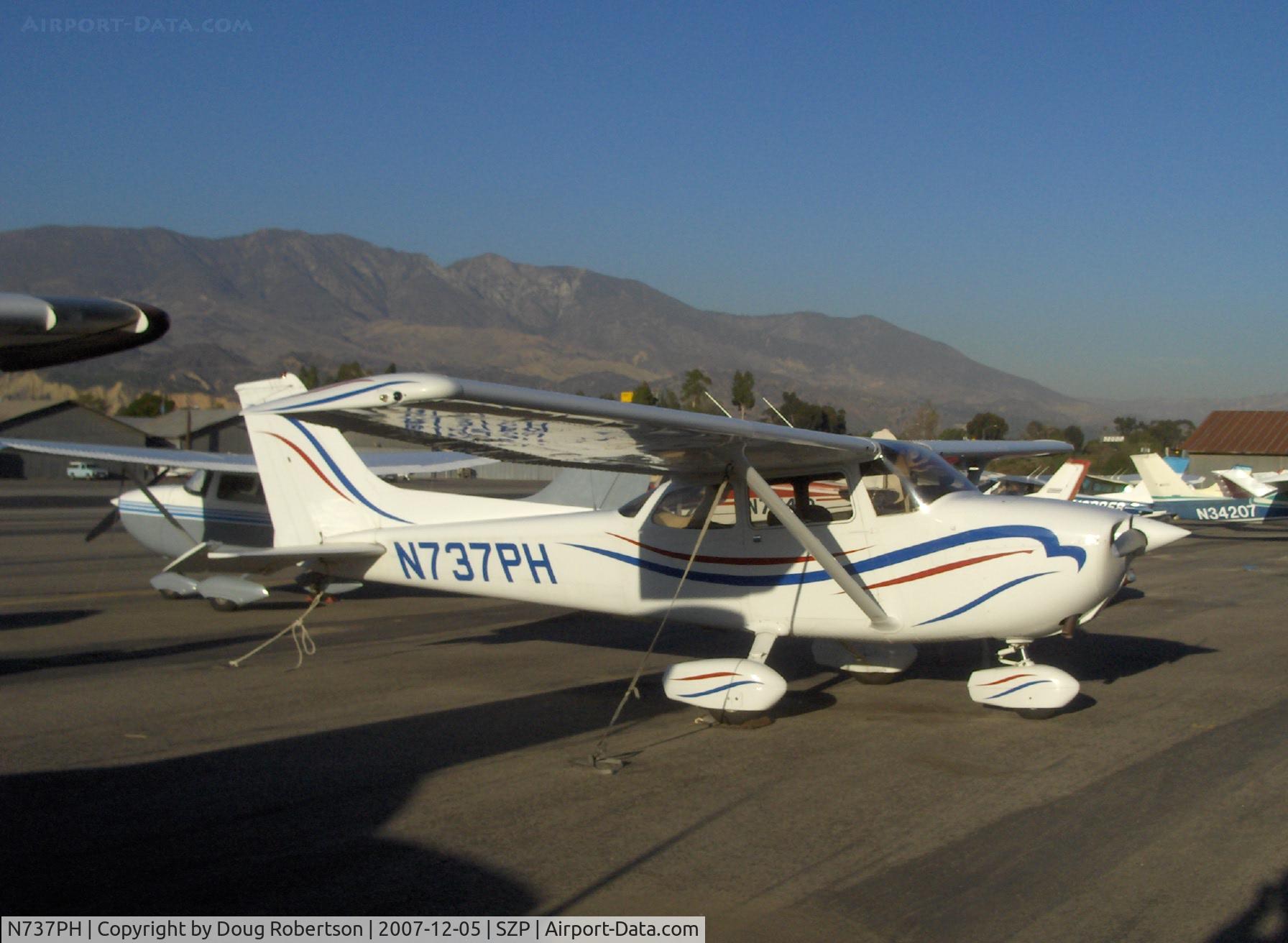 N737PH, 1977 Cessna 172N C/N 17269564, 1977 Cessna 172N, Lycoming O-320-H2AD 160 Hp