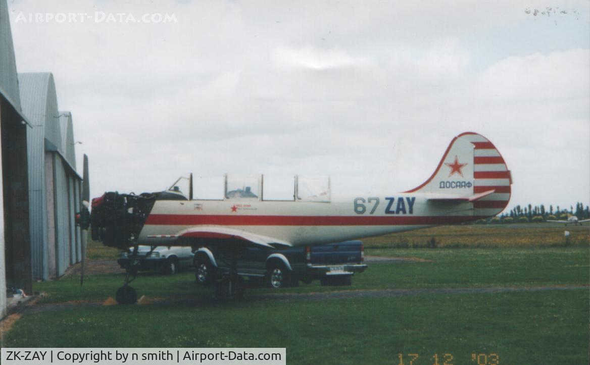 ZK-ZAY, Yakovlev Yak-52 C/N 9111602, Ardmore 2003