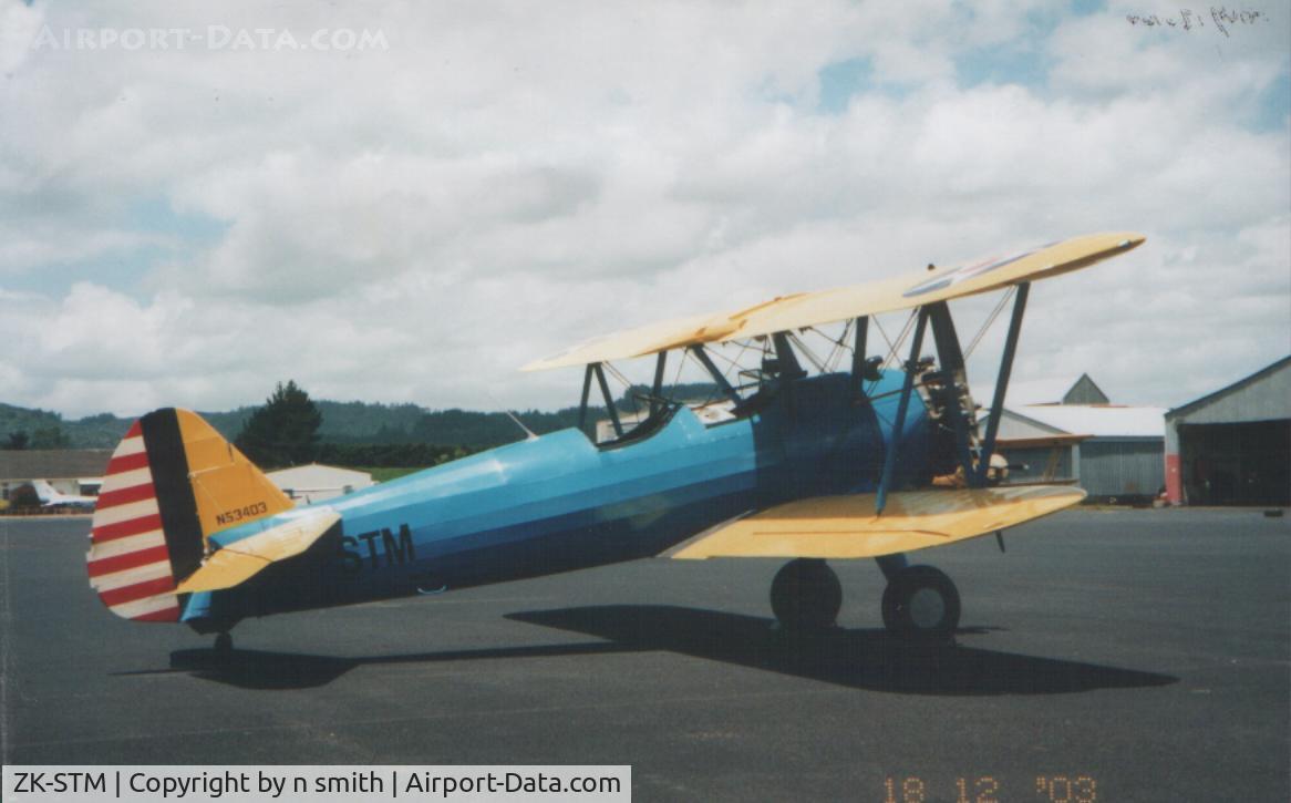 ZK-STM, Boeing N2S-1 Kaydet (A75N1) C/N 75-2724, Ardmore 2003