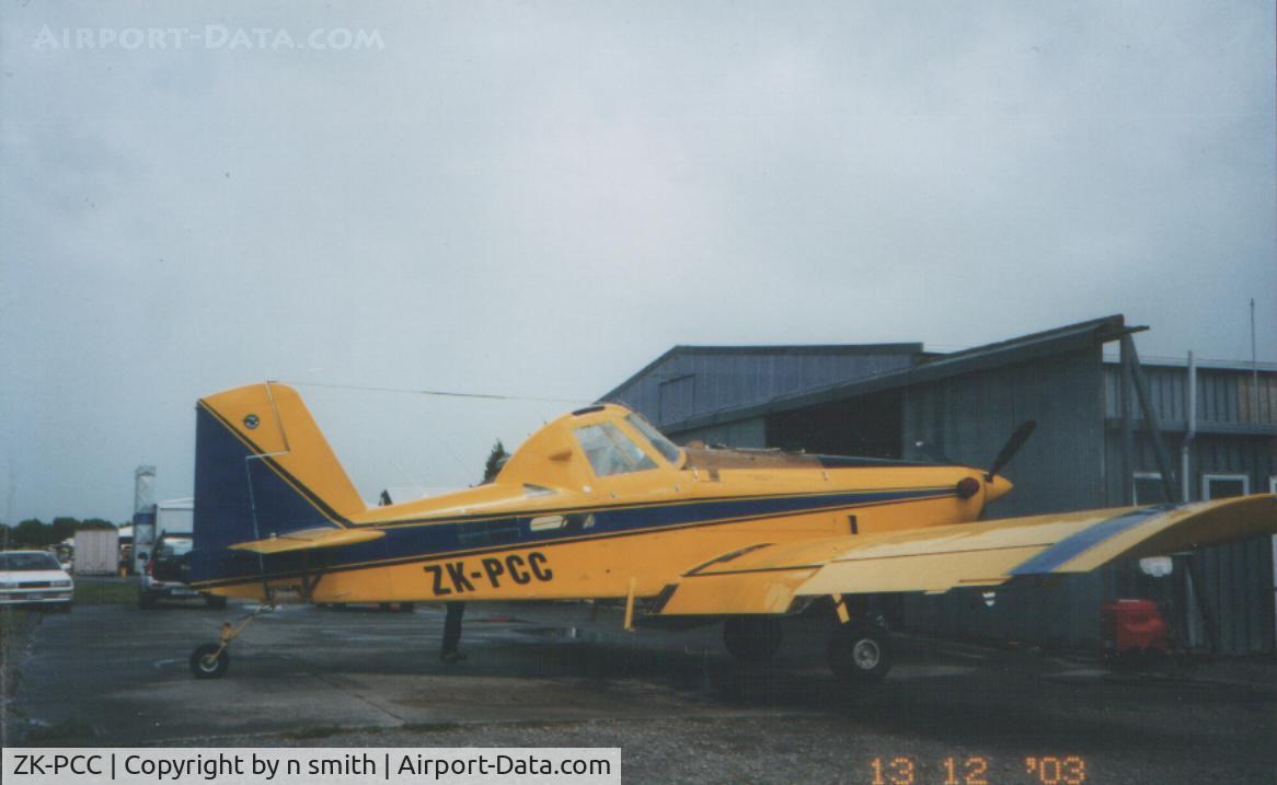 ZK-PCC, Air Tractor AT-402B C/N 402B-1049, Masterton 2003