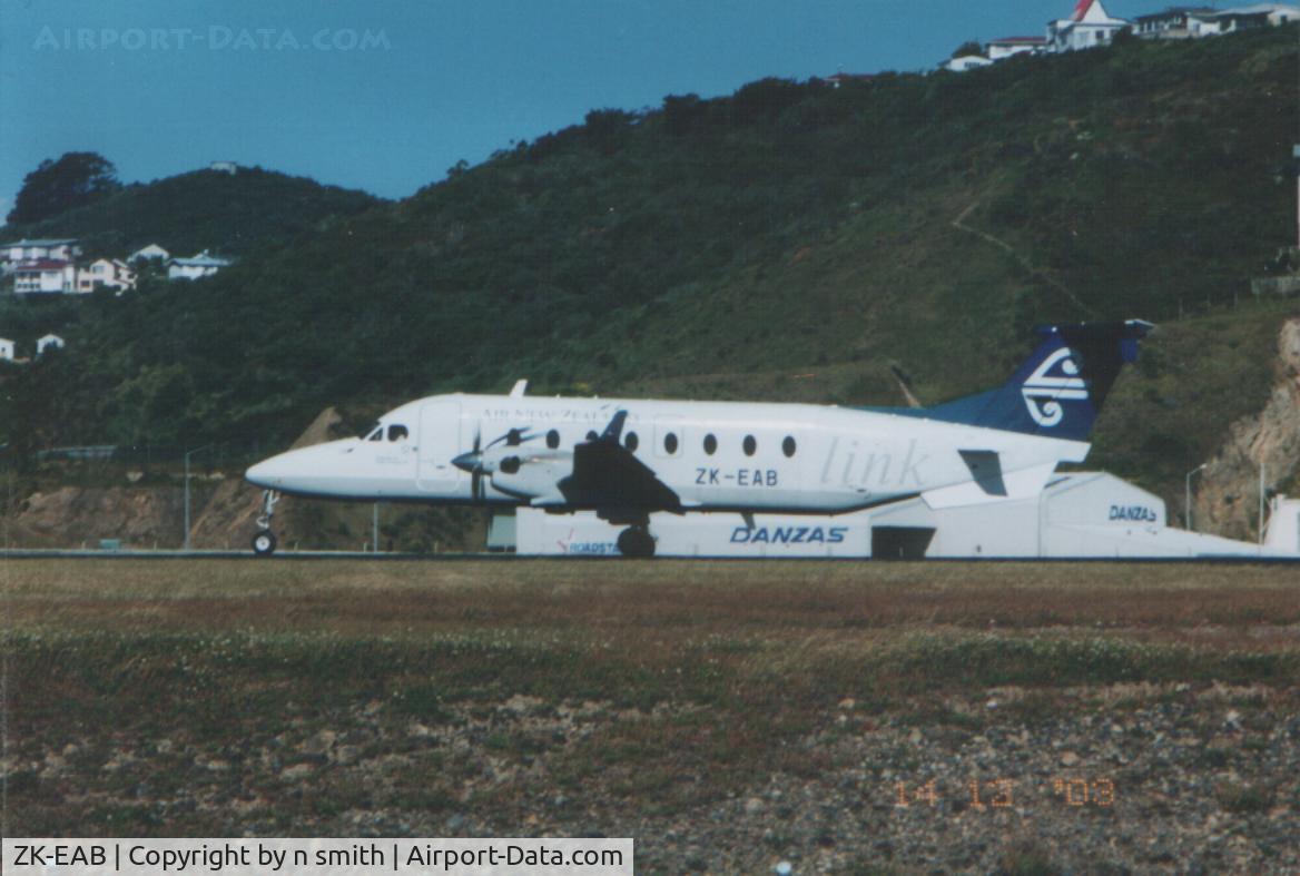 ZK-EAB, 2001 Raytheon 1900D C/N UE-425, Wellington 2003