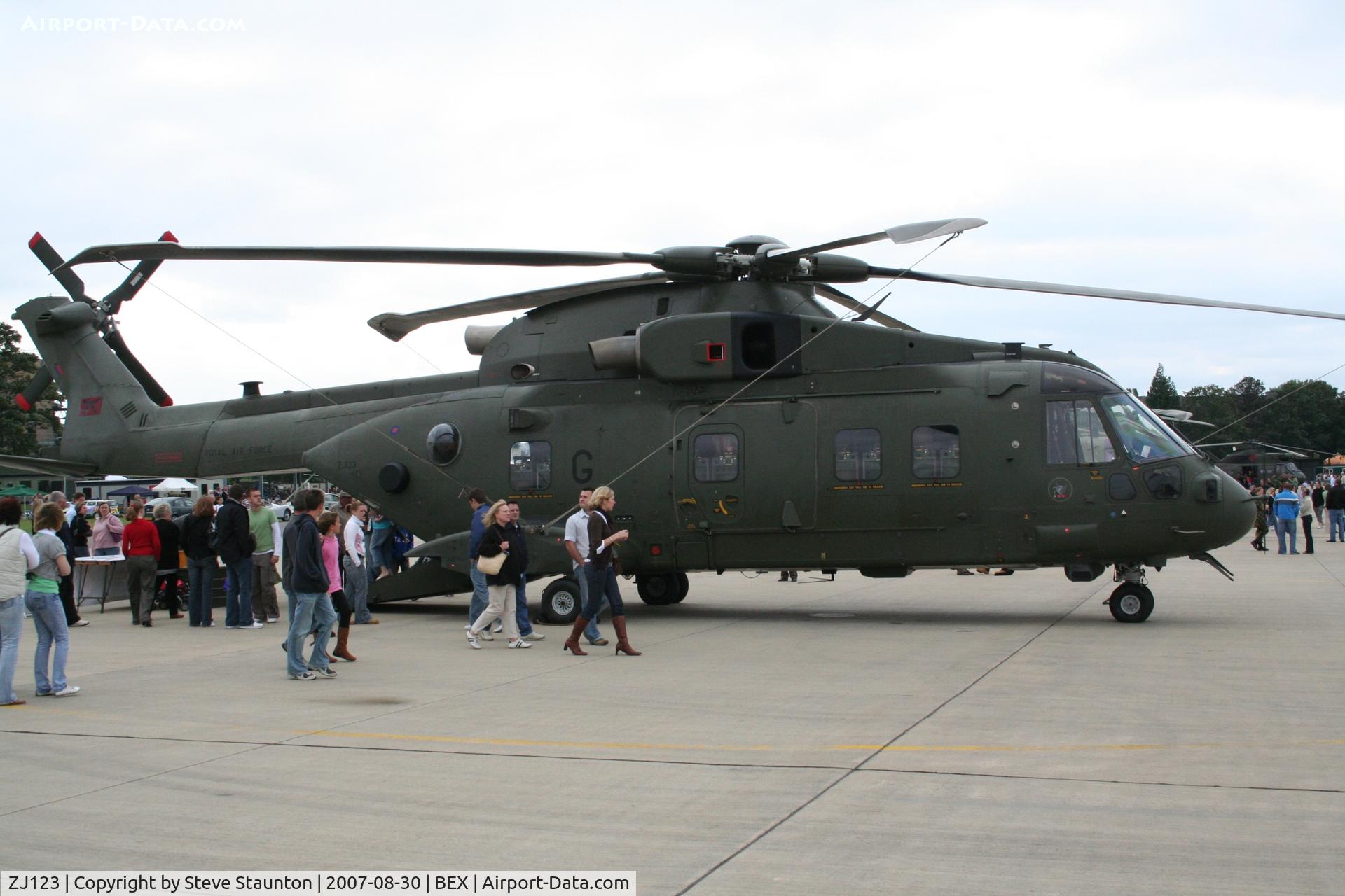 ZJ123, Westland Merlin HC.3 C/N 50129/RAF07, RAF Benson Families Day, RAF Benson, Oxfordshire, England - August 2007