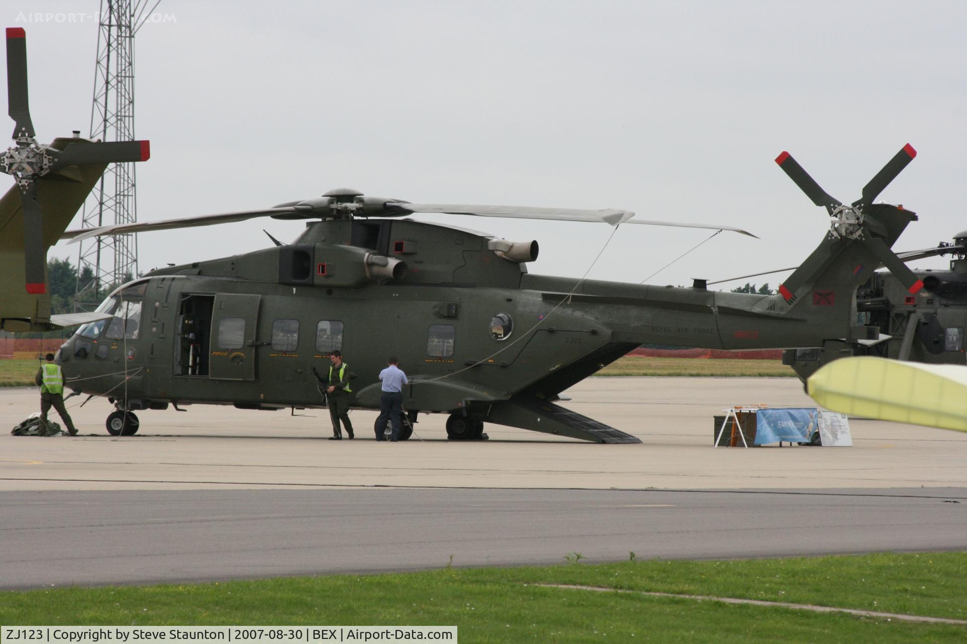 ZJ123, Westland Merlin HC.3 C/N 50129/RAF07, RAF Benson Families Day, RAF Benson, Oxfordshire, England - August 2007