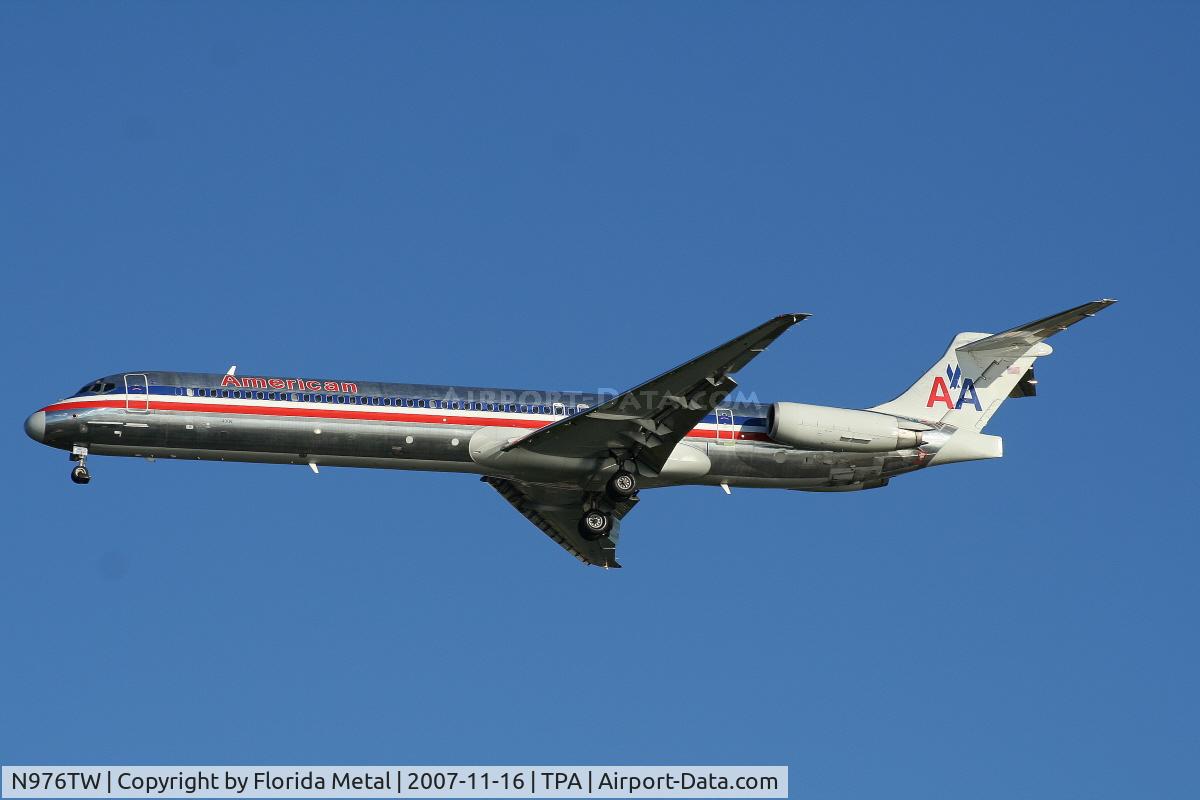 N976TW, 1999 McDonnell Douglas MD-83 (DC-9-83) C/N 53626, American