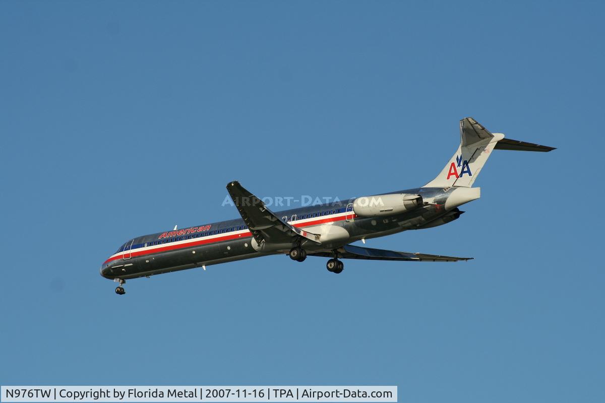 N976TW, 1999 McDonnell Douglas MD-83 (DC-9-83) C/N 53626, American