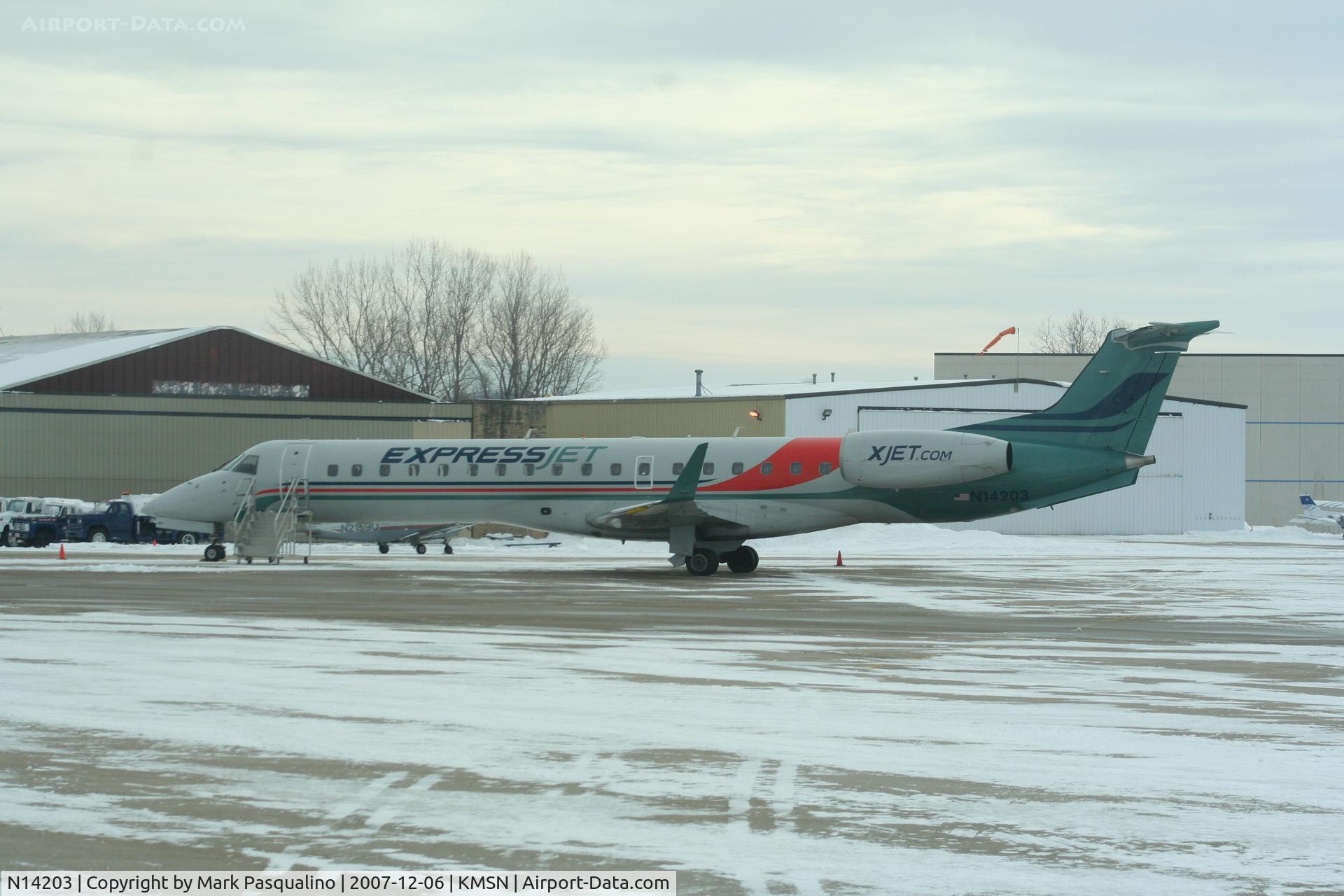 N14203, 2006 Embraer ERJ-145XR (EMB-145XR) C/N 14500964, EMB-145XR